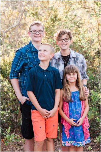 Kids in the woods during Gleason Park Family Portraits