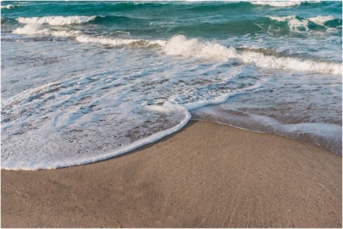waves coming in Melbourne Beach elopement