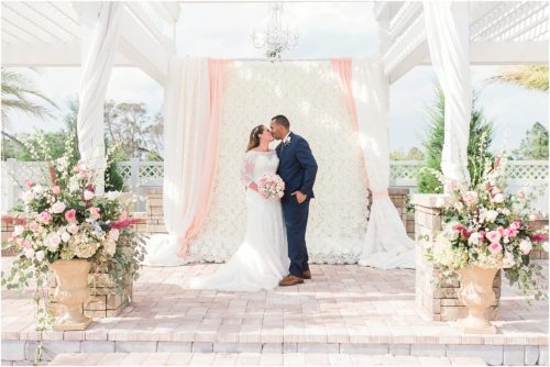 Bride and groom Grand Manor Wedding