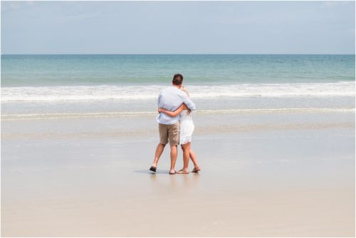 couple looking at the ocean