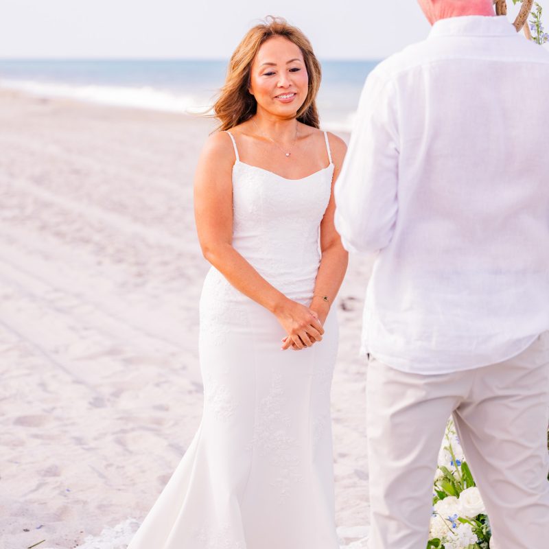 bride saying vows