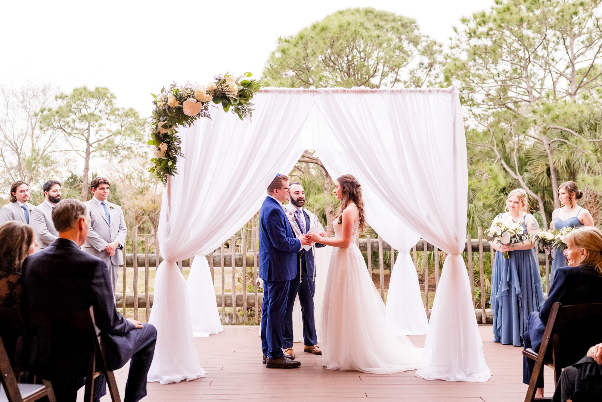 Couple getting married at the Brevard Zoo.